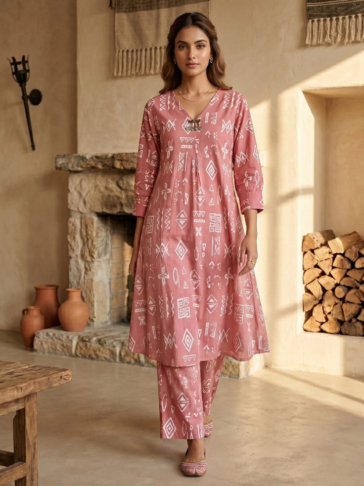 Pink Embroidered Cotton Blend Straight Fit Round Neck Kurta With Pant
