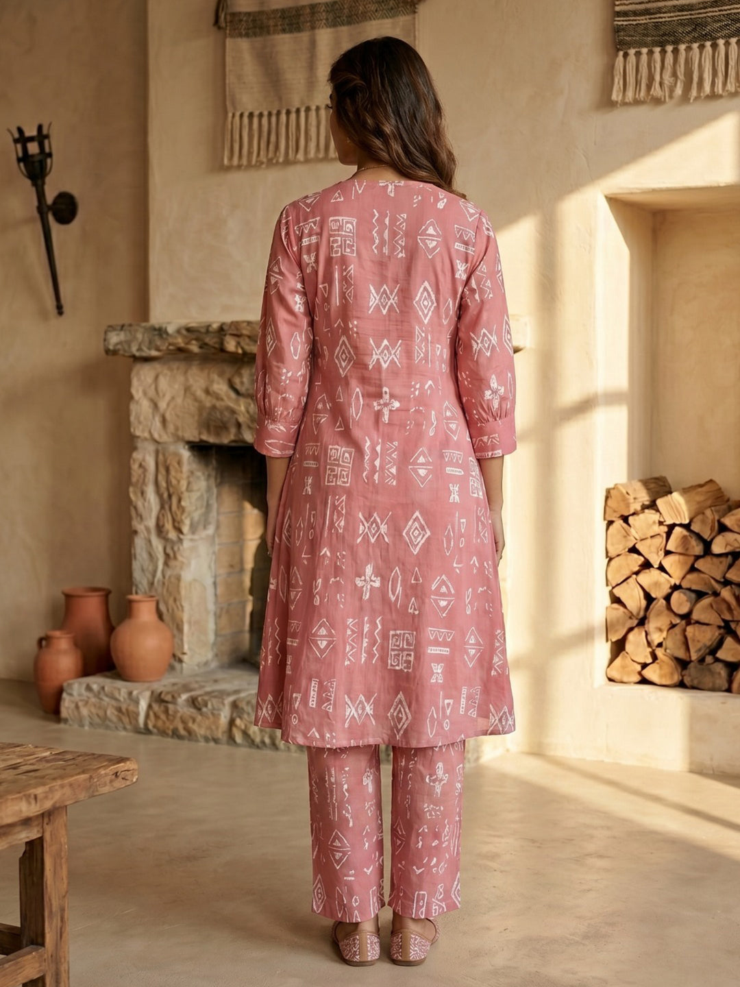 Pink Embroidered Cotton Blend Straight Fit Round Neck Kurta With Pant