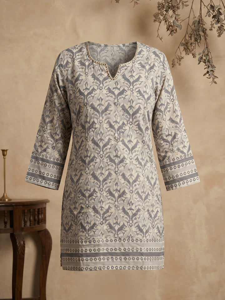 Beige Cotton Blend Round Neck Embroidered Kurta