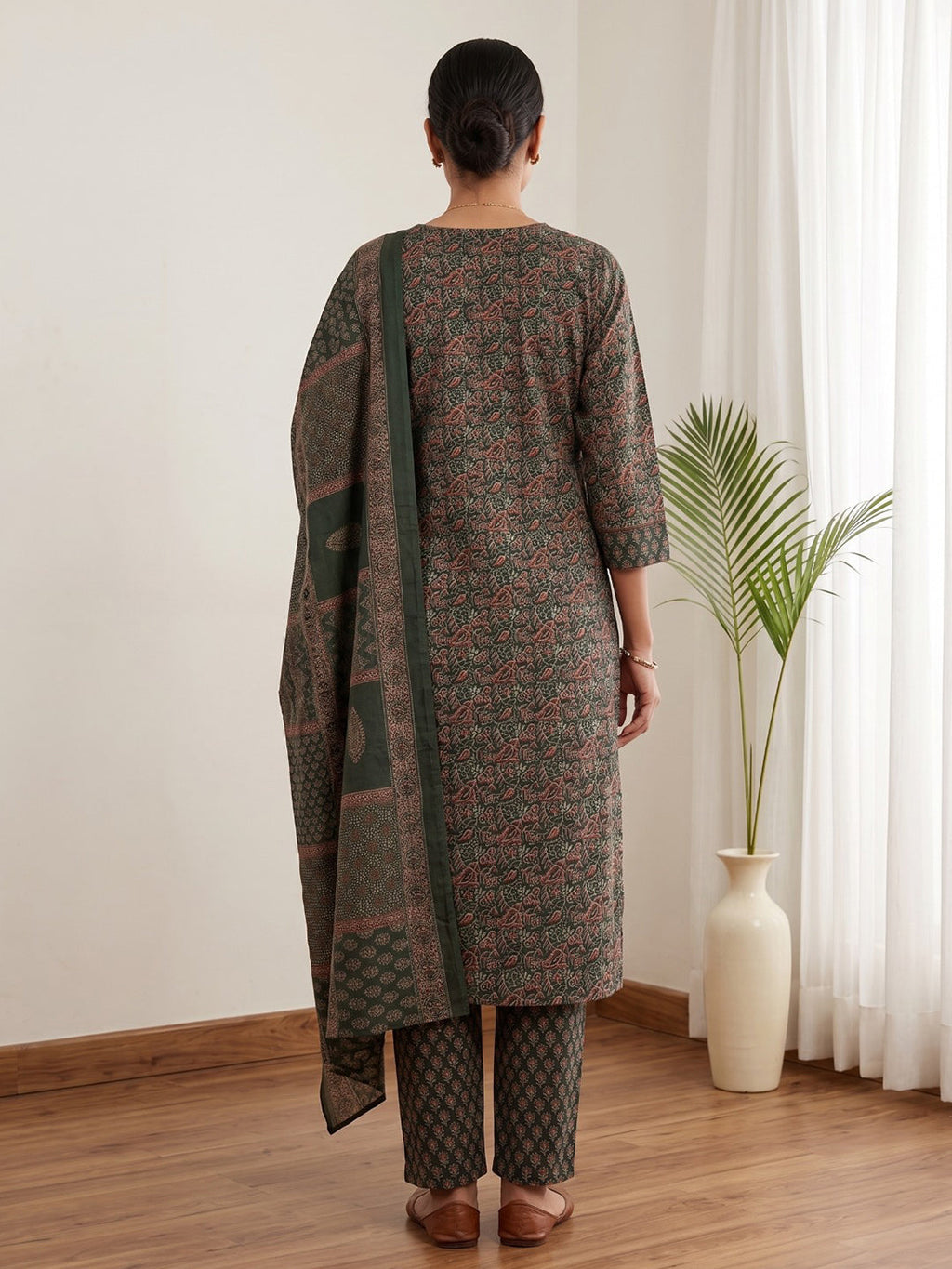 Green Embroidery Cotton Blend Kurta With Pant & Dupatta