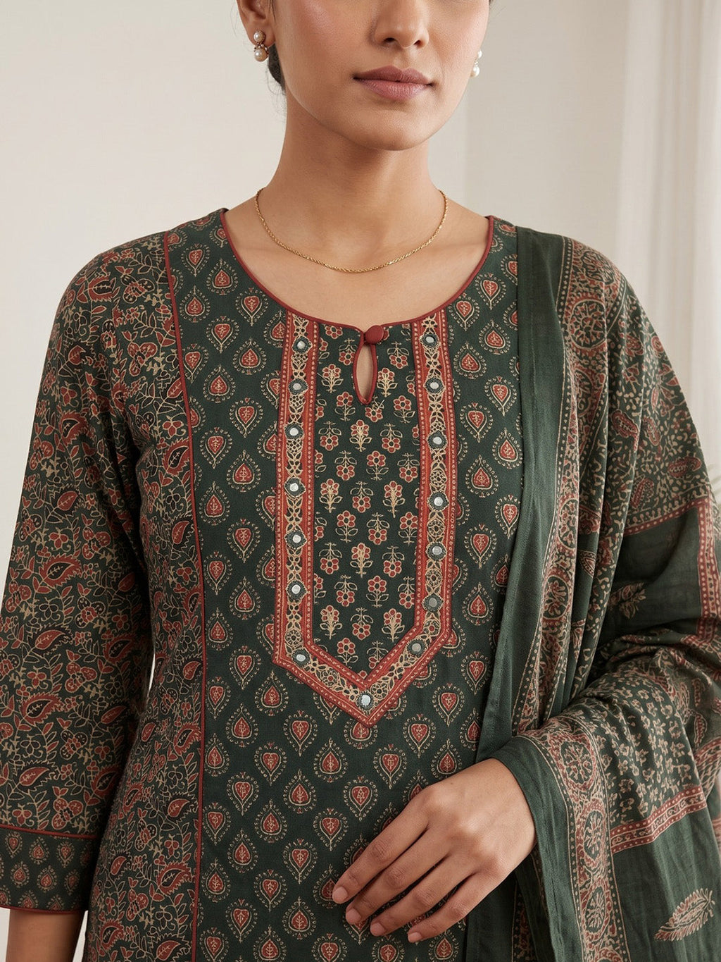 Green Embroidery Cotton Blend Kurta With Pant & Dupatta