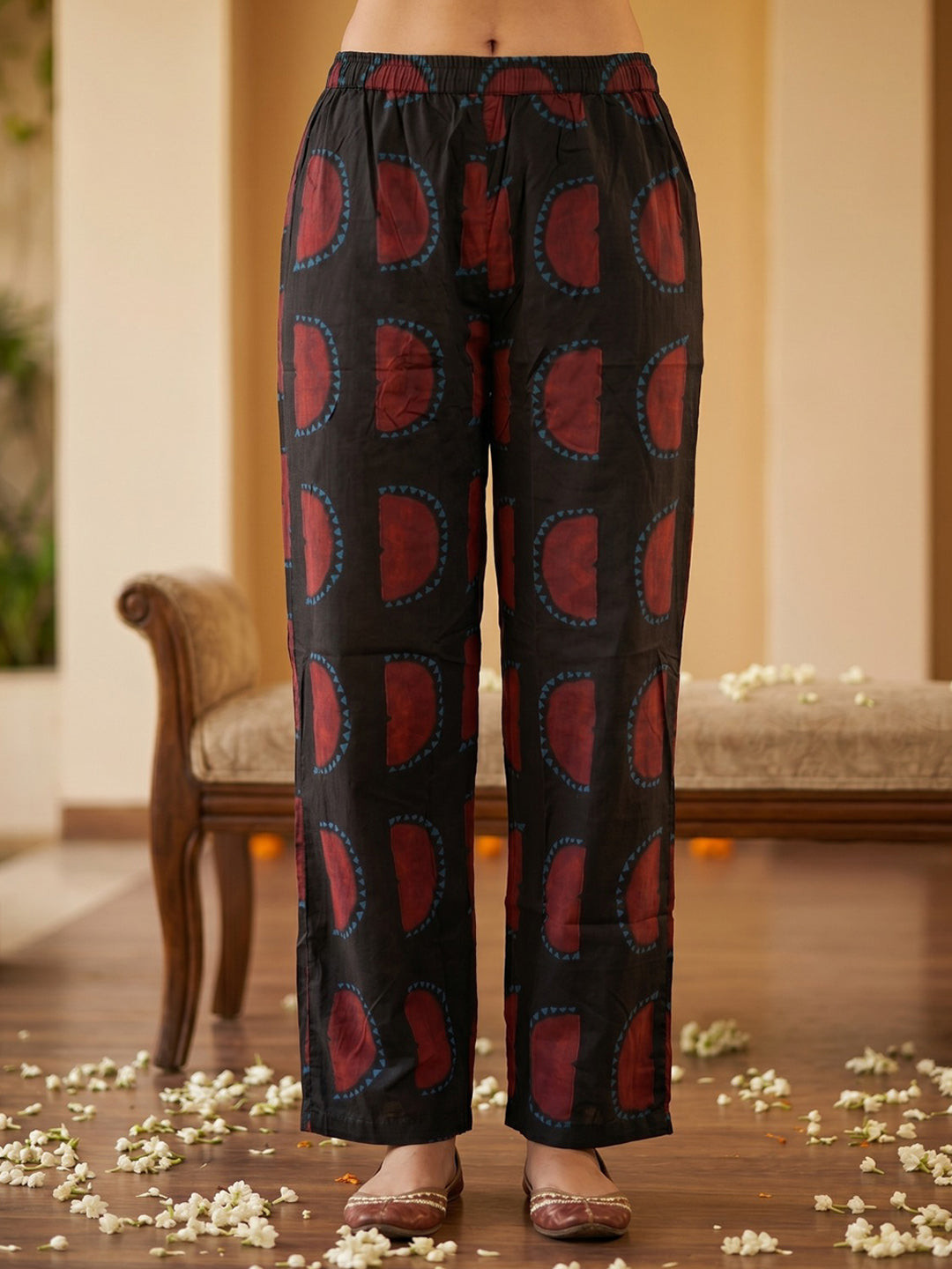 Black Embroidered Cotton Blend Round Neck Straight Kurta With Pant
