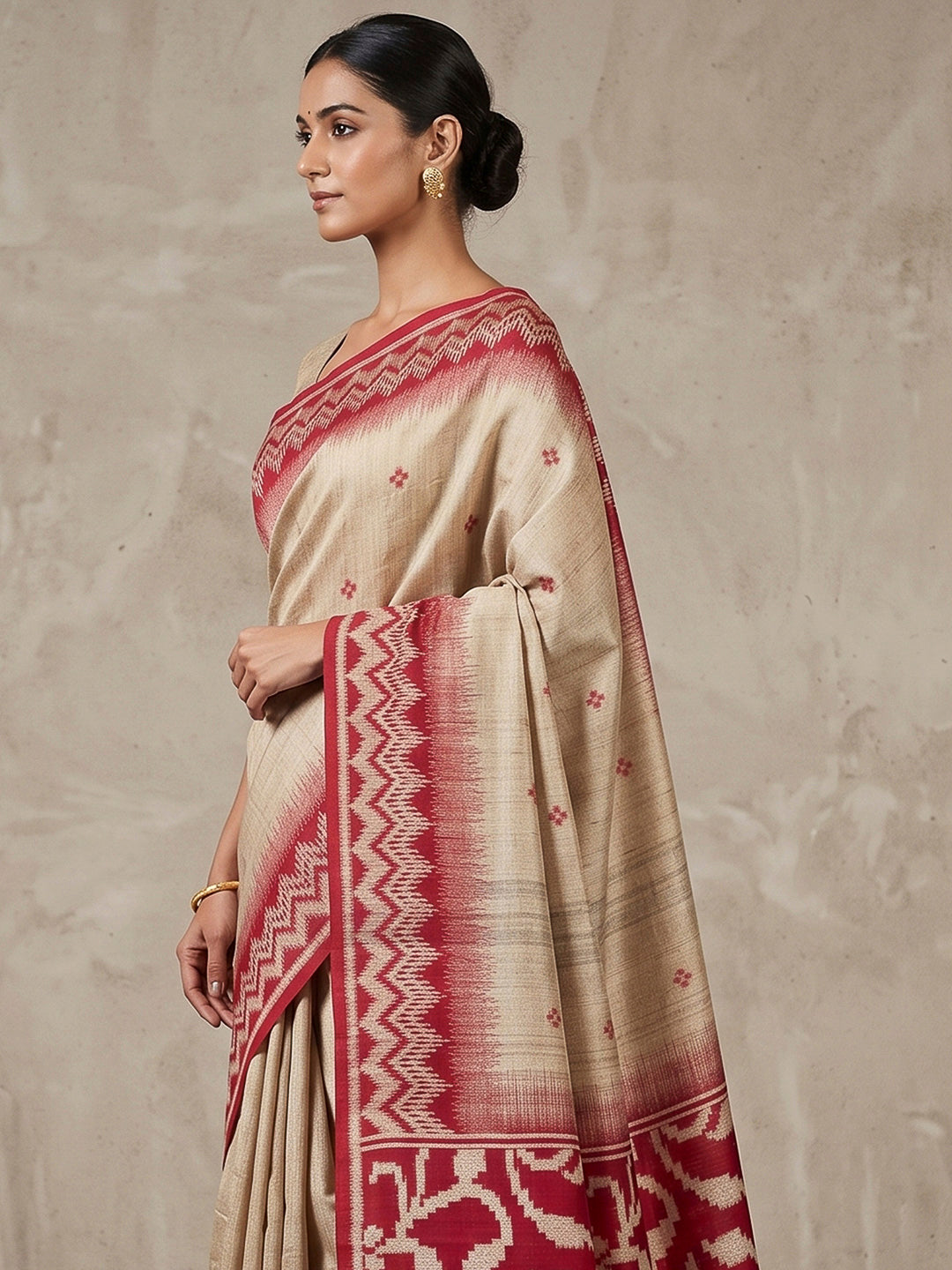 Off-White-Red Cotton Blend Woven Saree