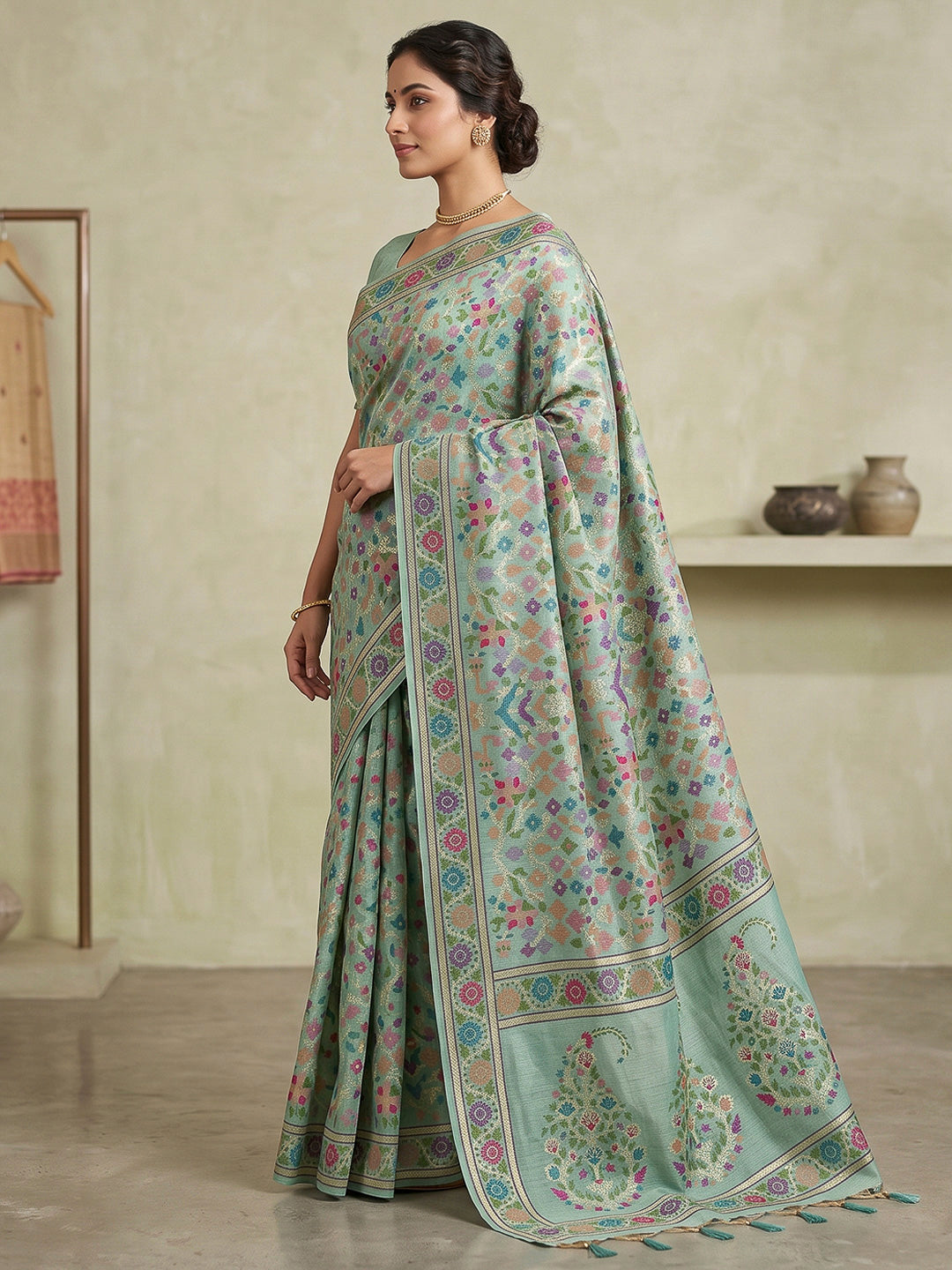 Blue Cotton Blend Woven Saree