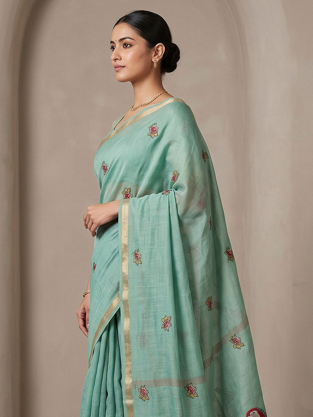 Blue Cotton Blend Woven Saree