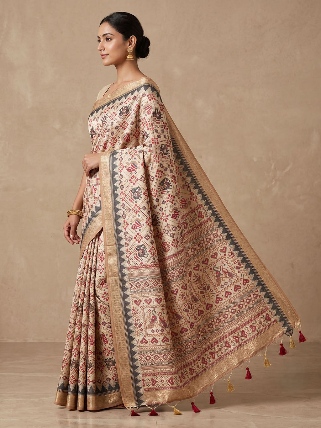 Off White Linen Blend Printed Saree