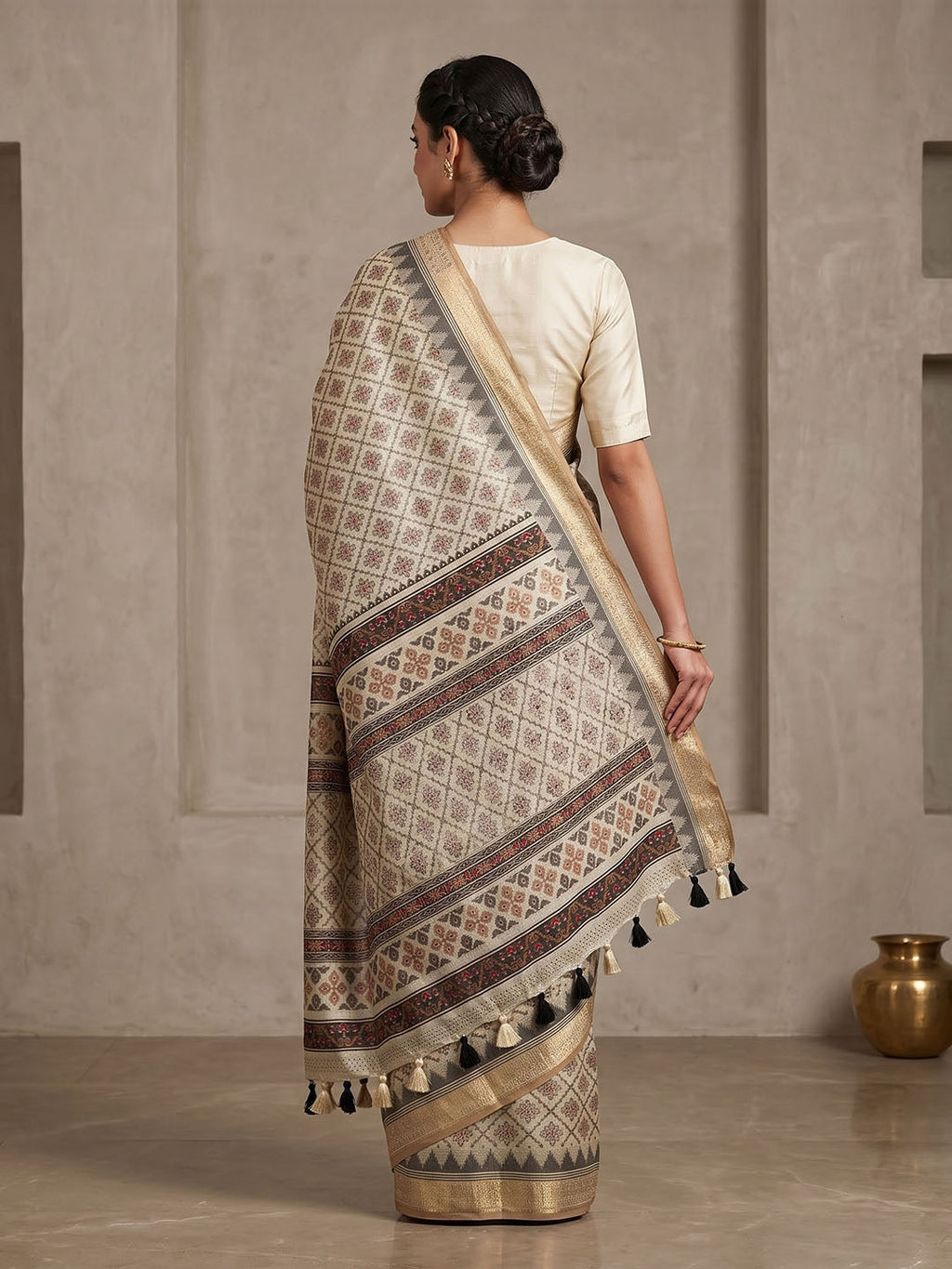 Off White Linen Blend Printed Saree