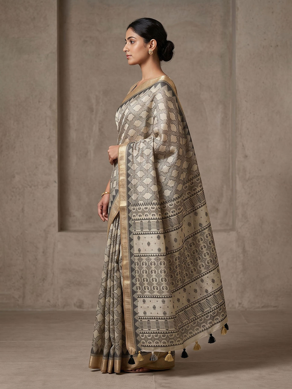 Off White Linen Blend Printed Saree
