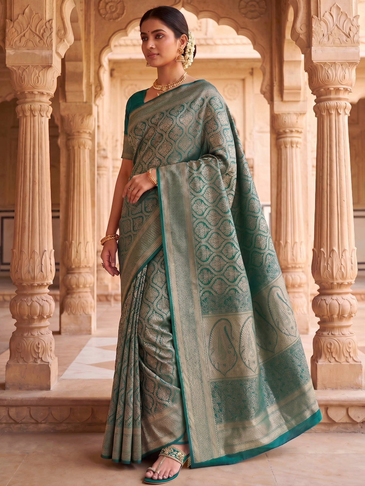 Green Woven Design Art Silk Kanjivaram Saree