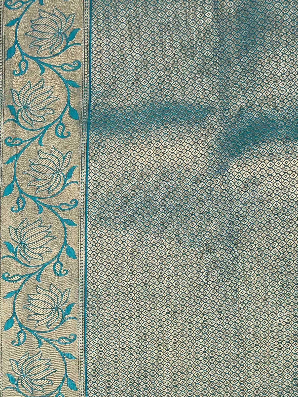 Firozee Woven Design Art Silk Kanjivaram Saree
