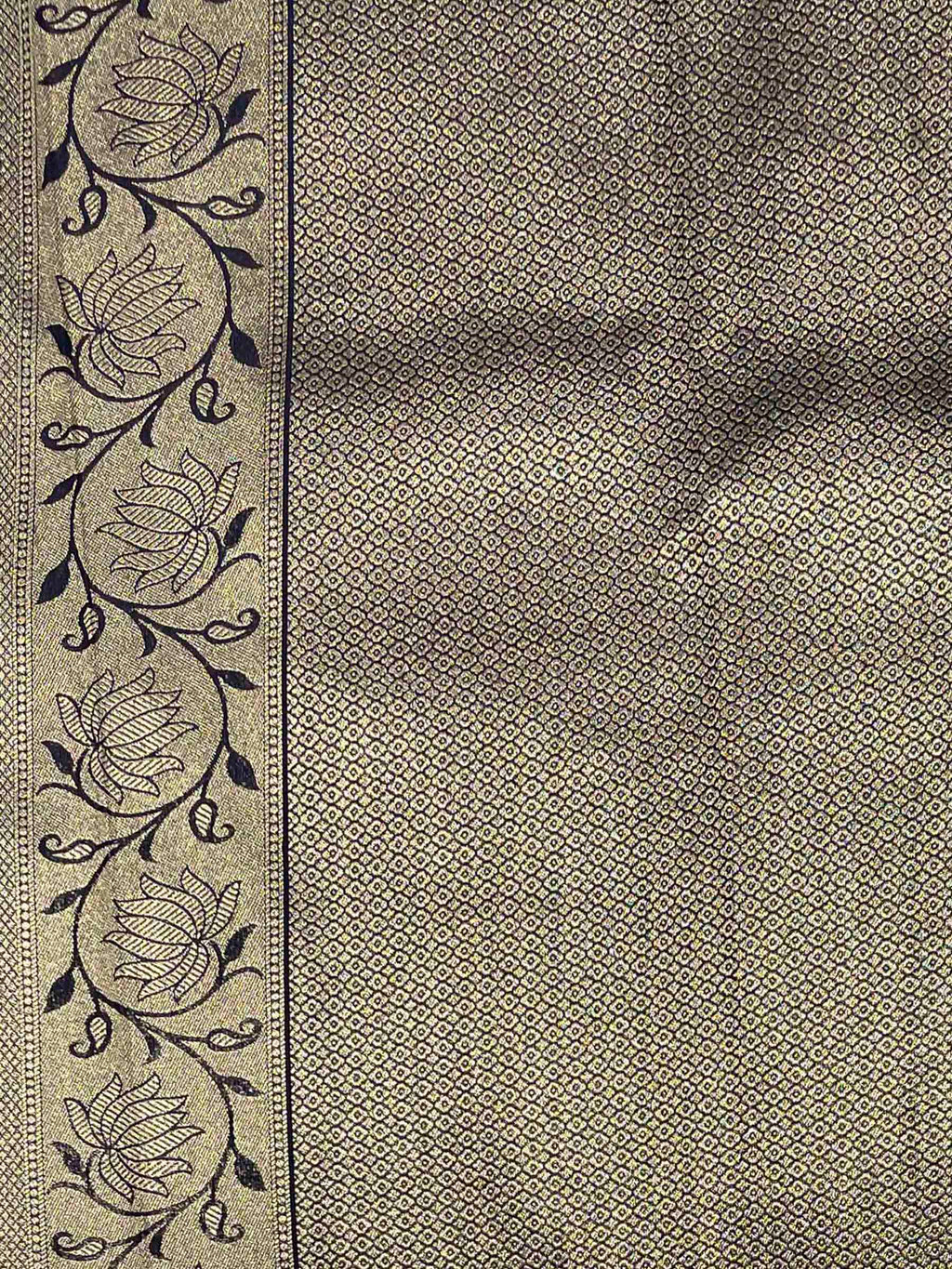 Navy Blue Woven Design Art Silk Kanjivaram Saree