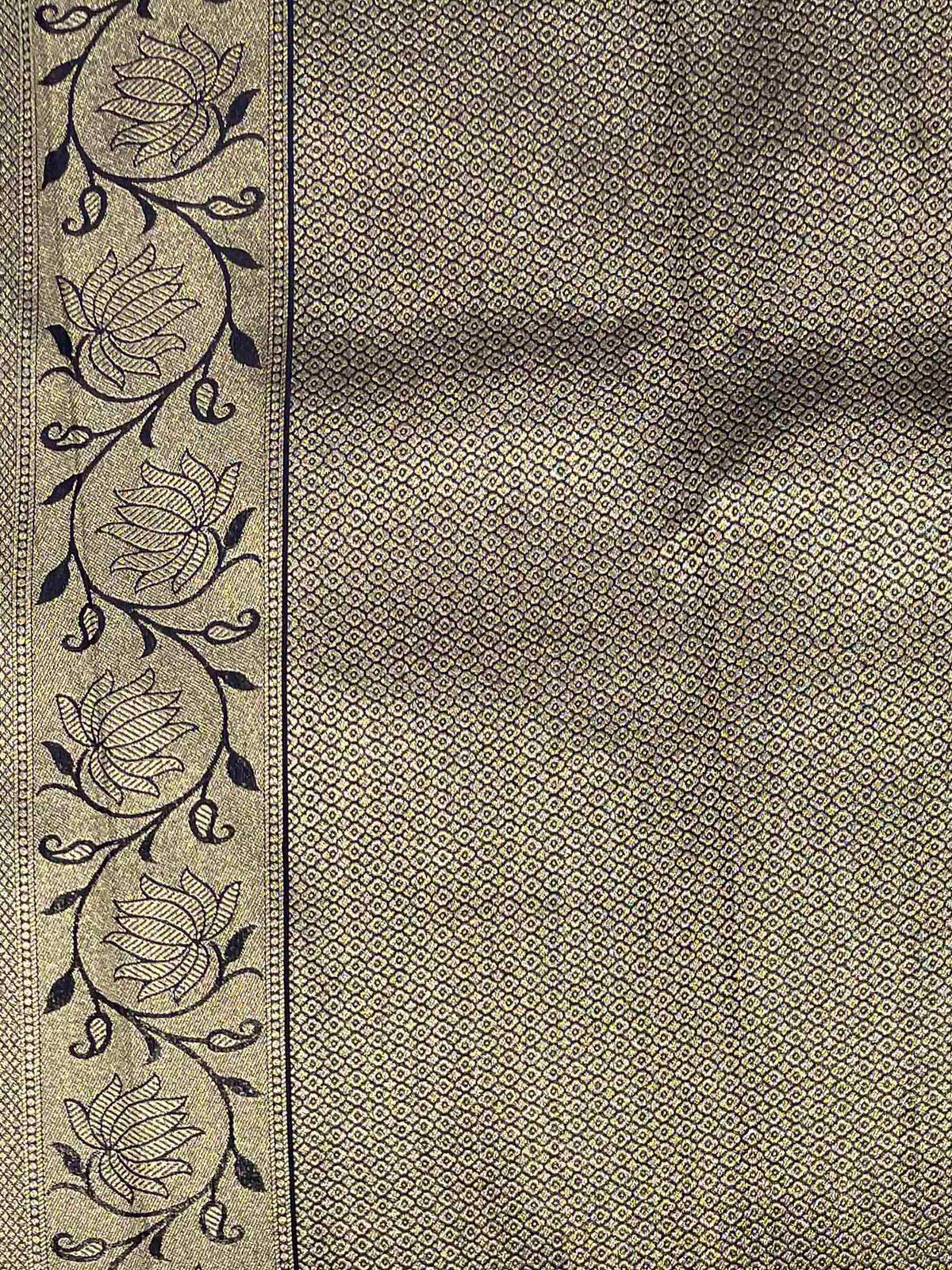 Navy Blue Woven Design Art Silk Kanjivaram Saree