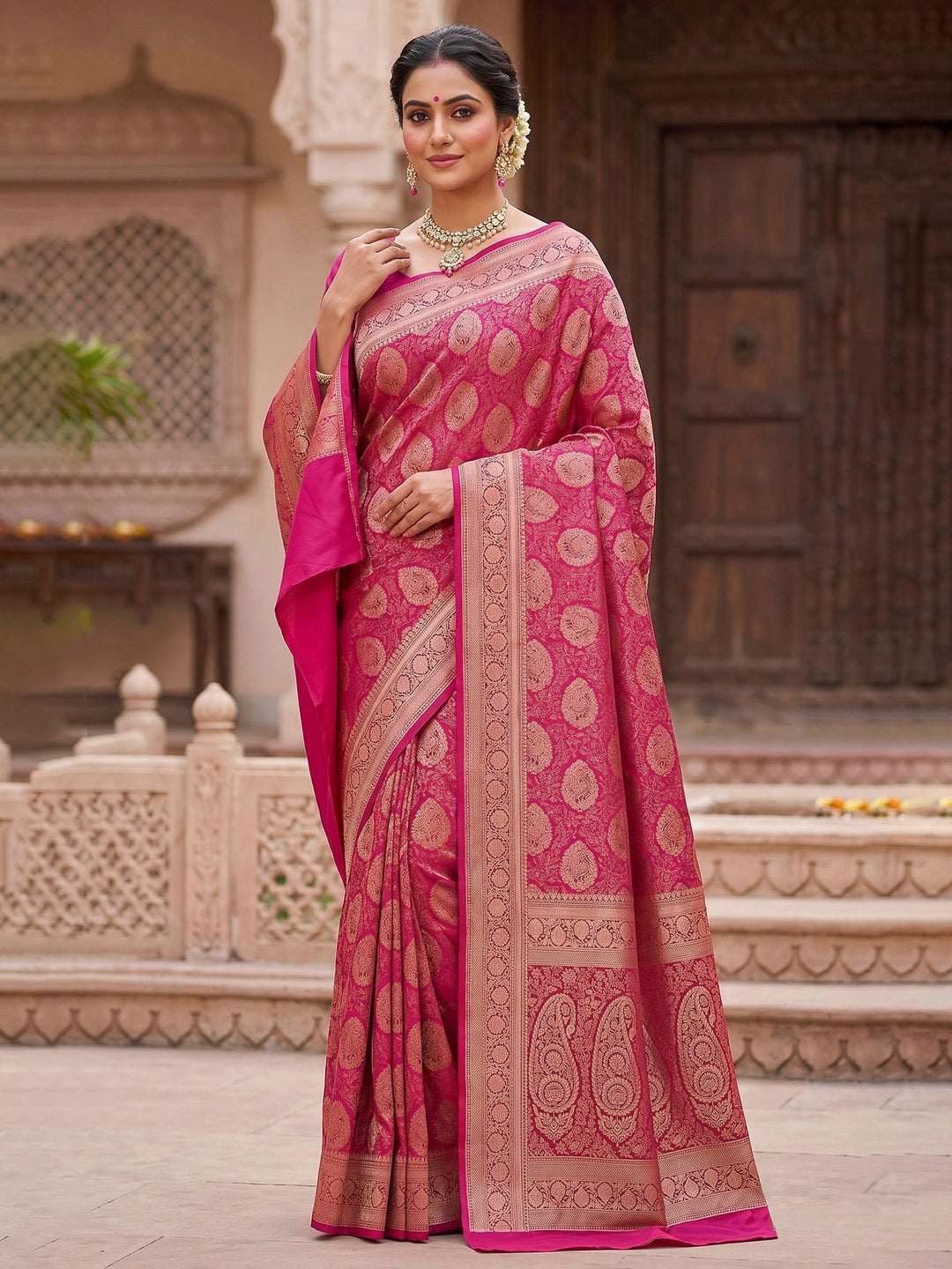 Rani Woven Design Art Silk Kanjivaram Saree