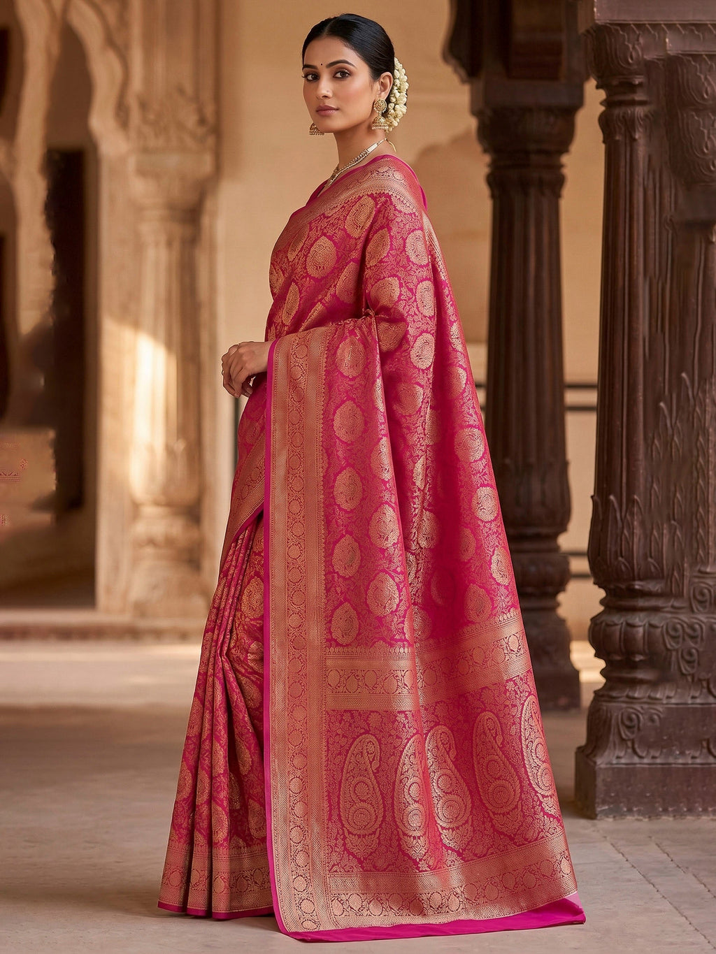 Rani Woven Design Art Silk Kanjivaram Saree
