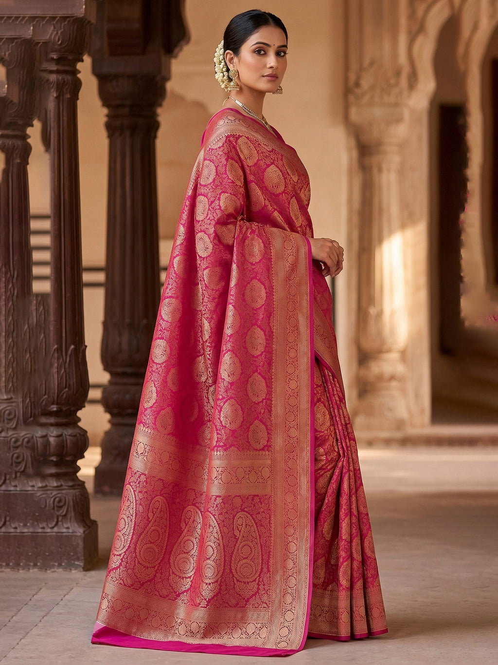 Rani Woven Design Art Silk Kanjivaram Saree