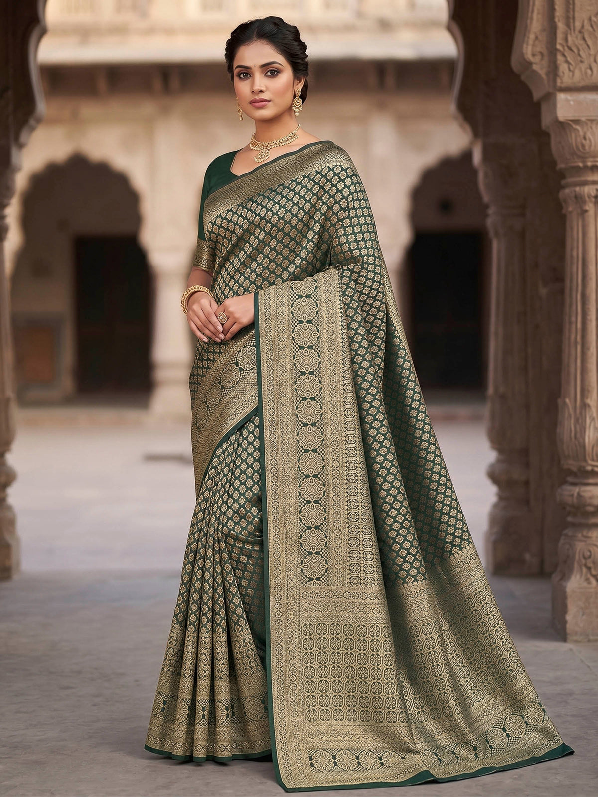 Green Woven Design Art Silk Kanjivaram Saree