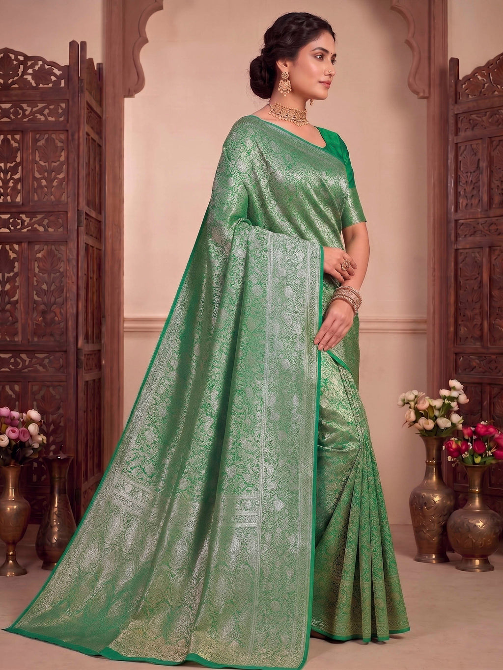 Green Woven Design Art Silk Kanjivaram Saree