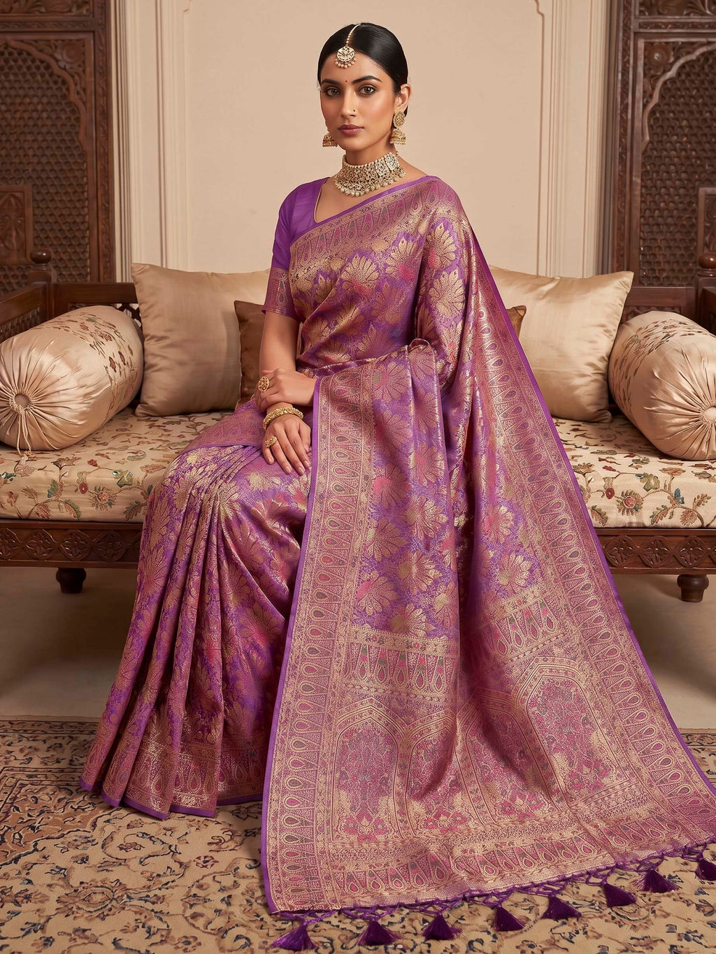 Lavender Woven Design Art Silk Kanjivaram Saree