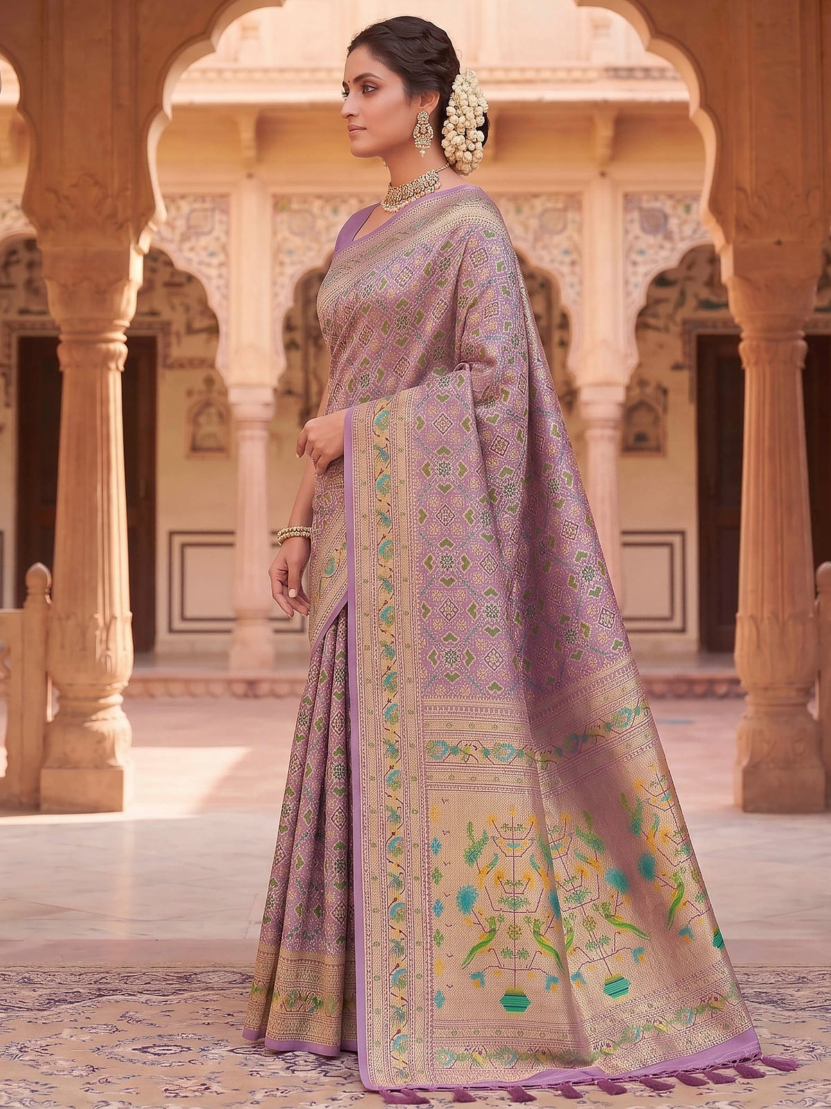 Lavender Woven Design Art Silk Kanjivaram Saree