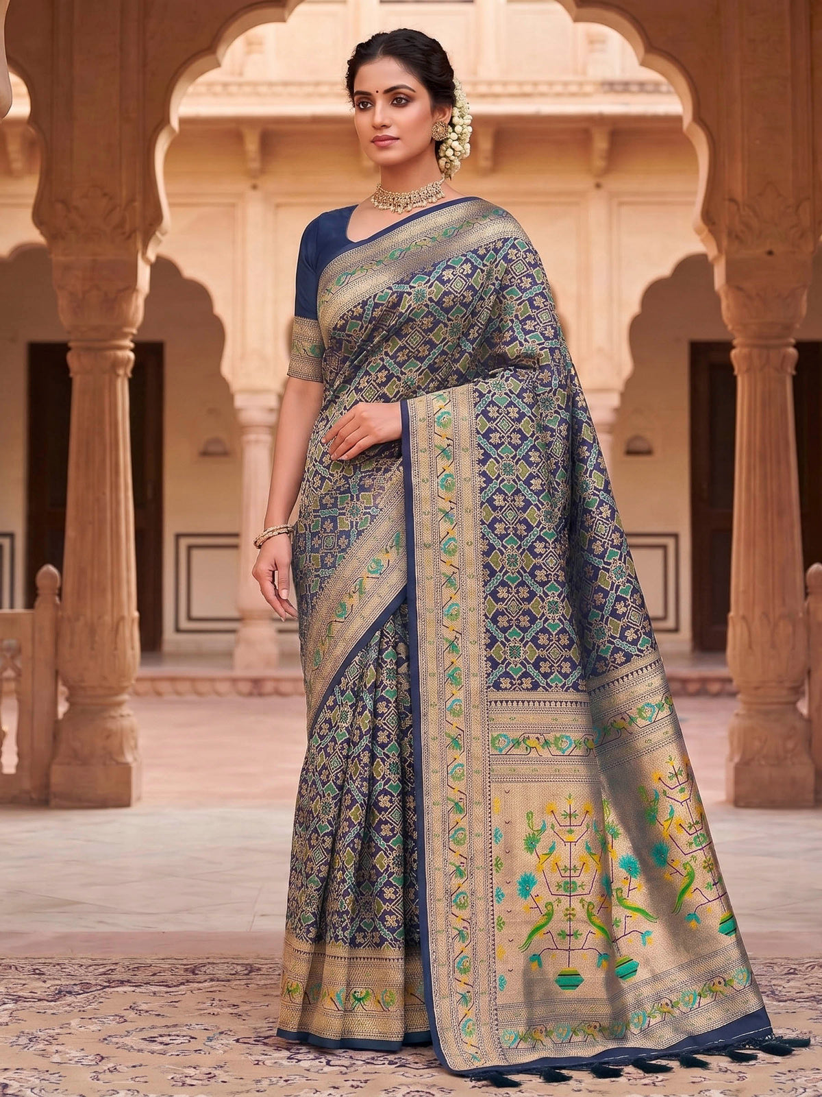 Navy Blue Woven Design Art Silk Kanjivaram Saree