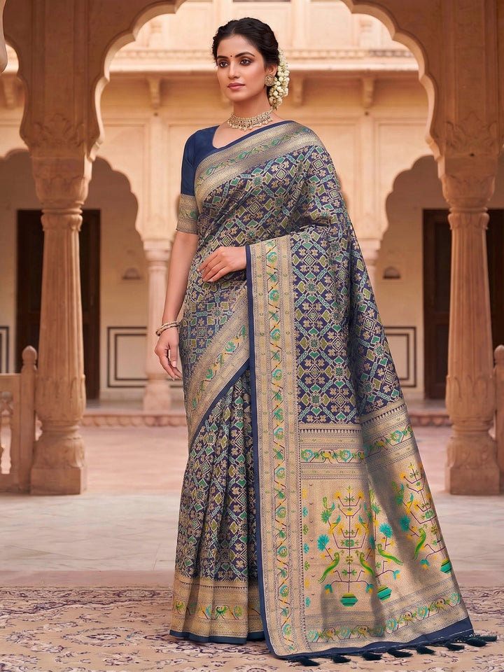Navy Blue Woven Design Art Silk Kanjivaram Saree