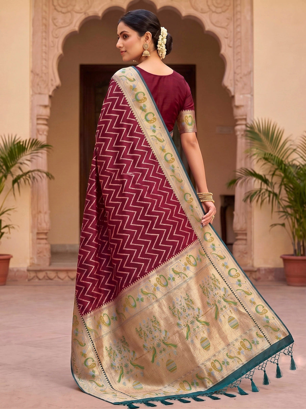 Maroon Woven Design Art Silk Kanjivaram Saree