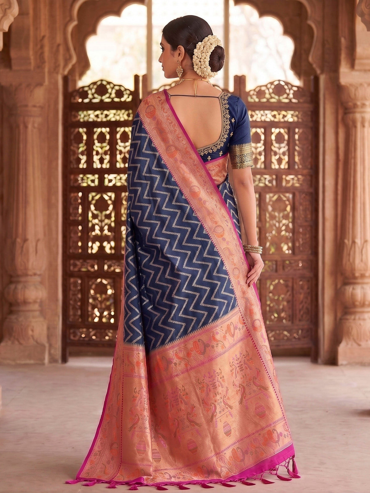 Navy Blue Woven Design Art Silk Kanjivaram Saree
