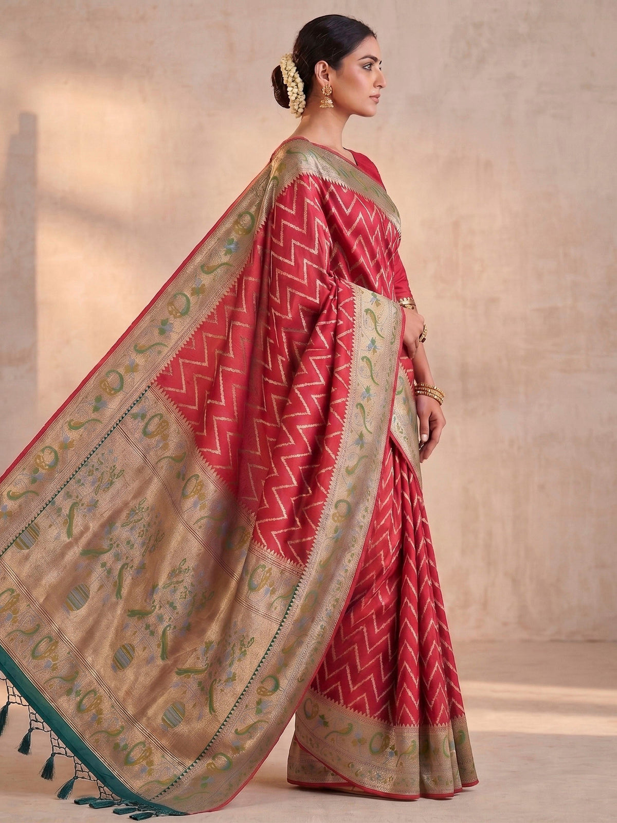 Red Woven Design Art Silk Kanjivaram Saree