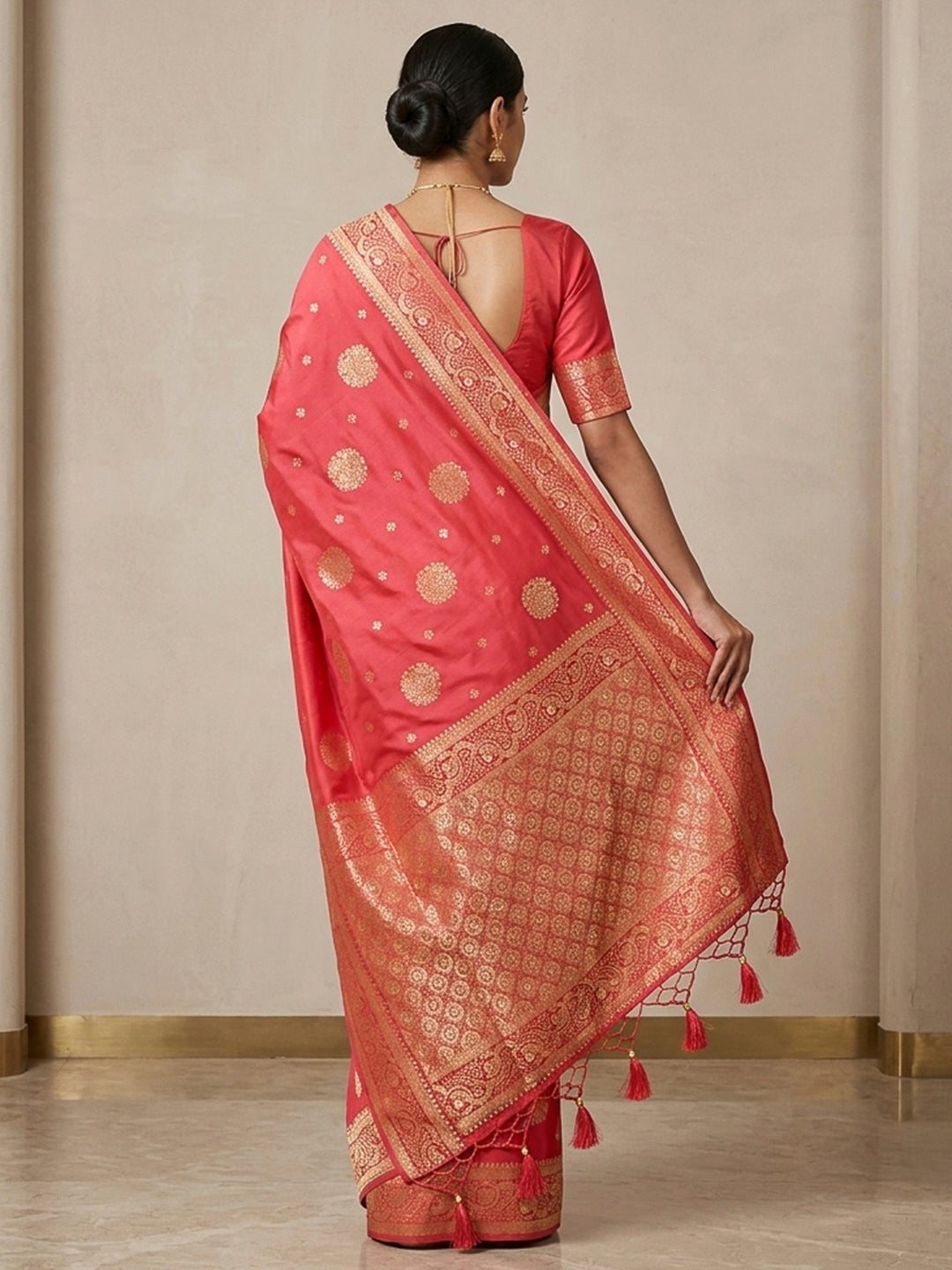 Gazari Woven Design Dola Silk Saree