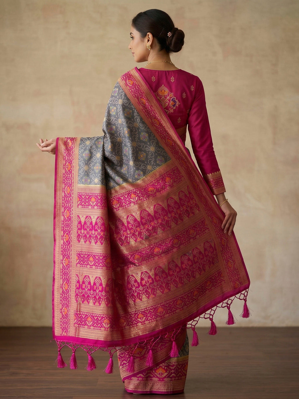 Grey Woven Design Art Silk Kanjivaram Saree