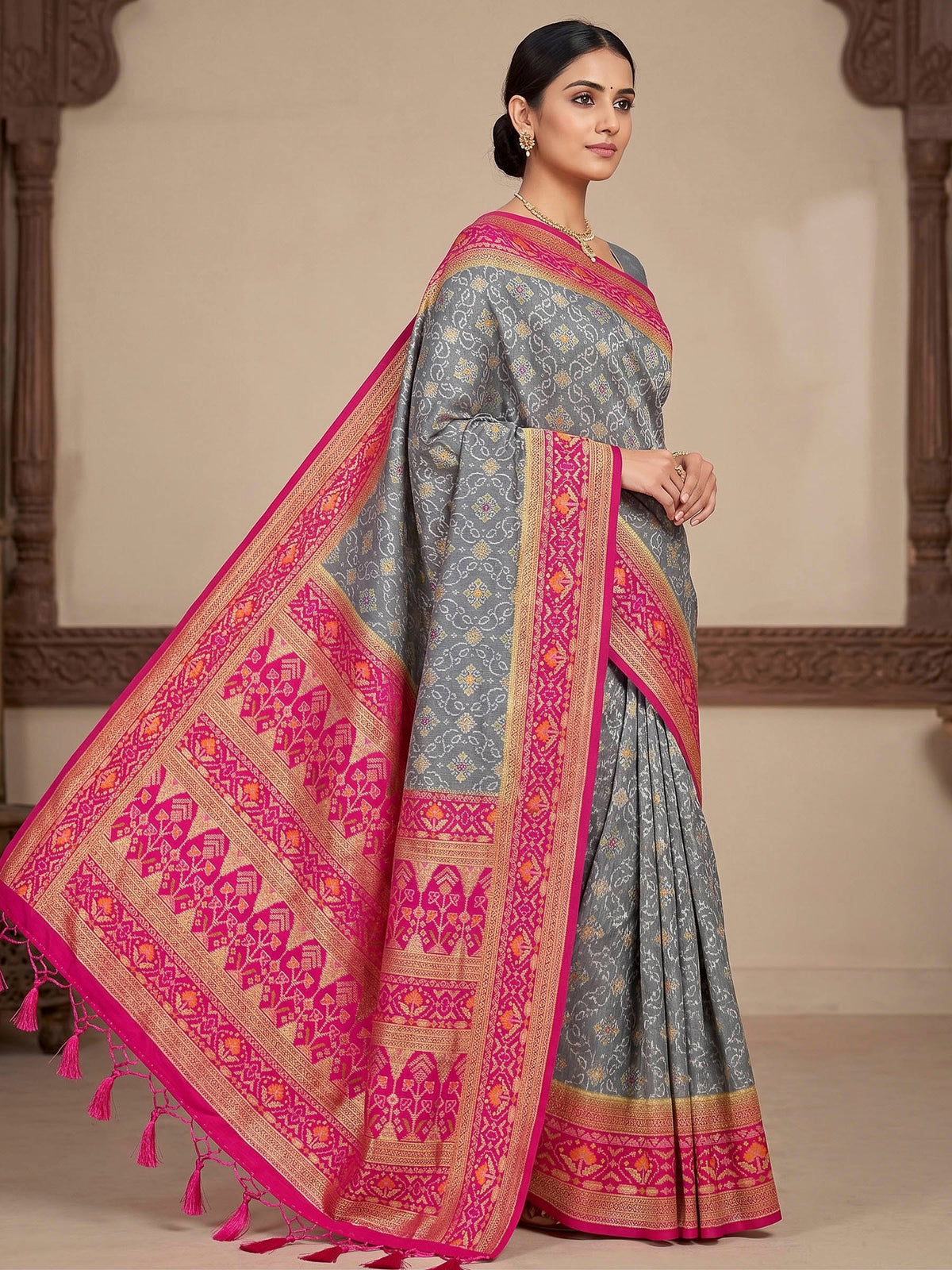 Grey Woven Design Art Silk Kanjivaram Saree