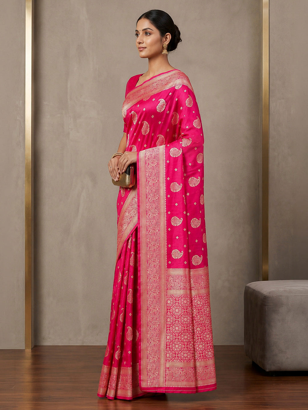 Rani Woven Design Dola Silk Saree