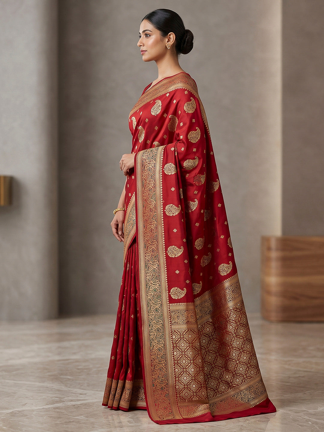Red Woven Design Dola Silk Saree