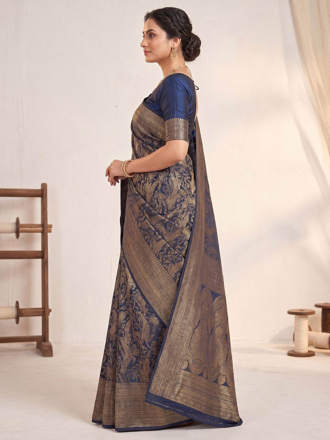 Navy Blue Woven Design Art Silk Kanjivaram Saree