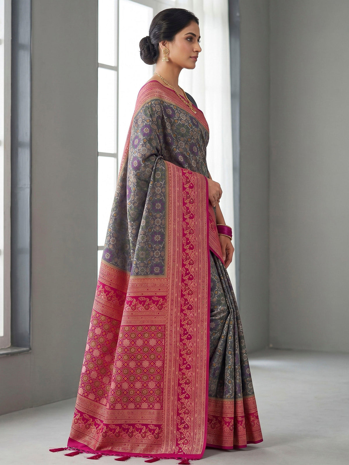 Grey Woven Design Art Silk Kanjivaram Saree