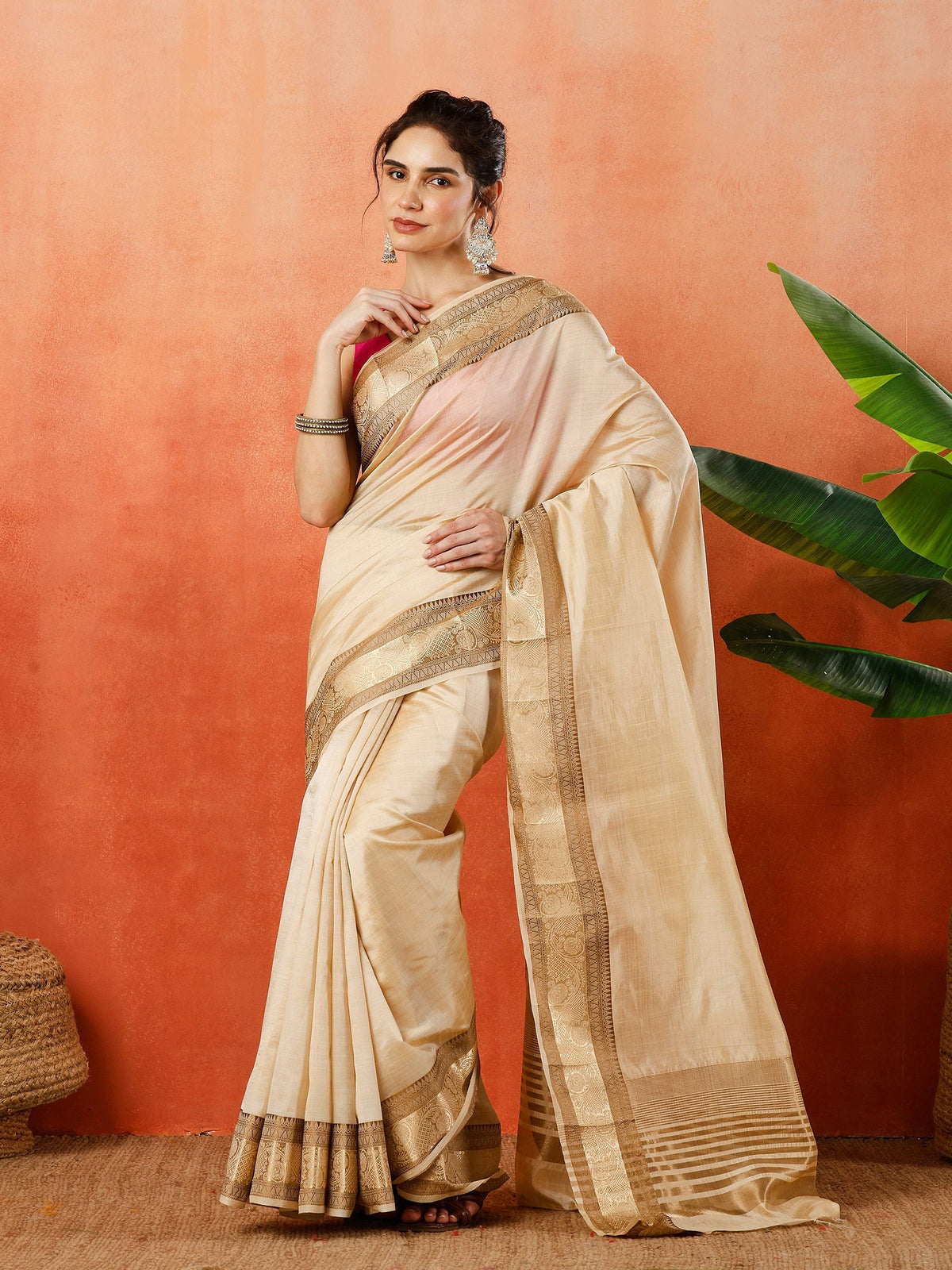 Woven Design Tussar Silk Saree
