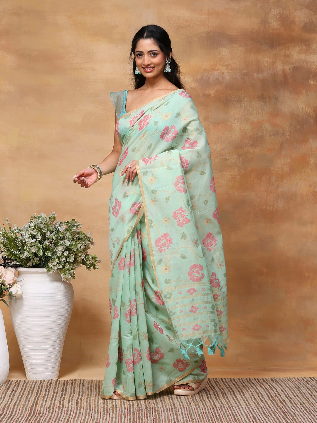 Woven Design Tussar Silk Saree