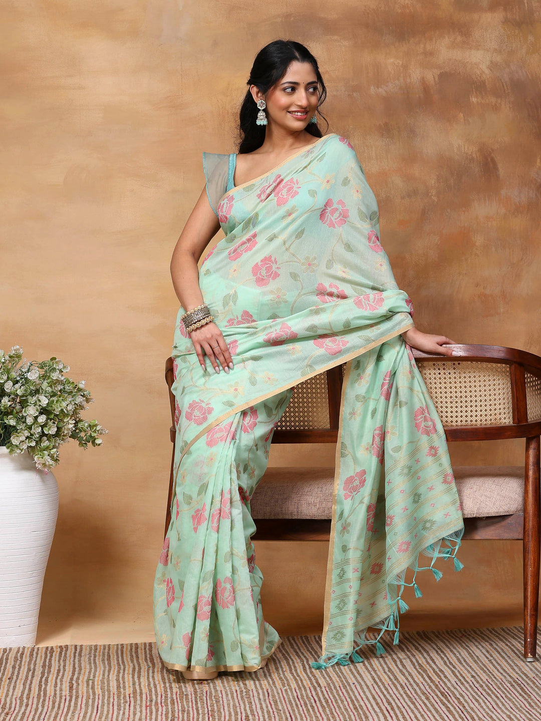 Woven Design Tussar Silk Saree