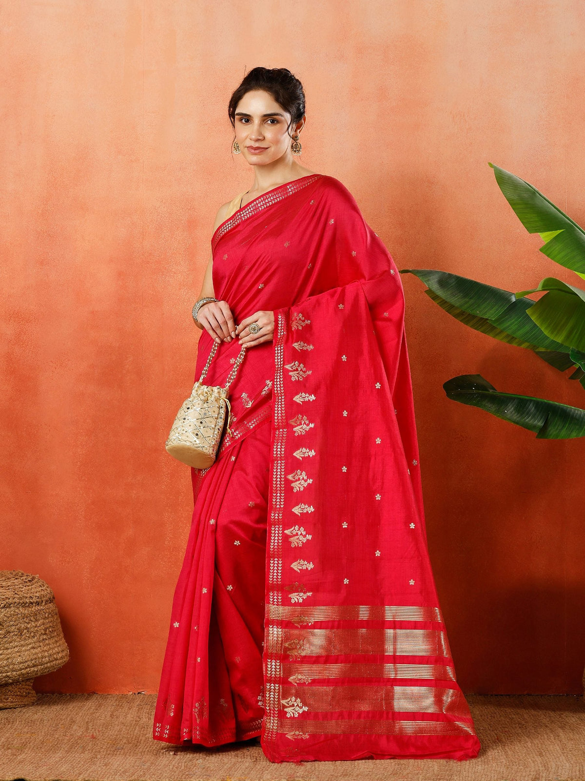 Rani Zari Booti Art Silk Saree