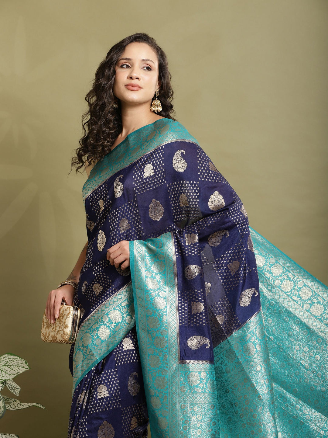 Zari Booti Woven  Crepe Saree