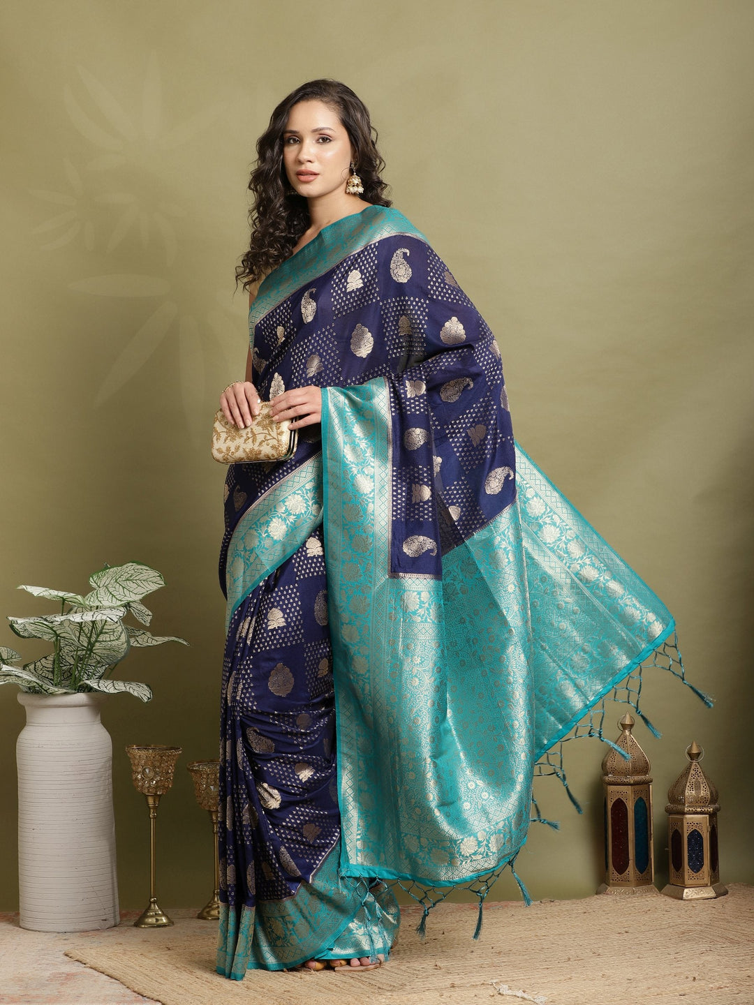 Zari Booti Woven  Crepe Saree