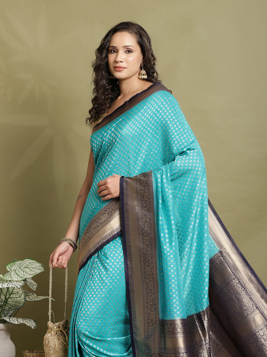 Zari Booti Woven  Crepe Saree