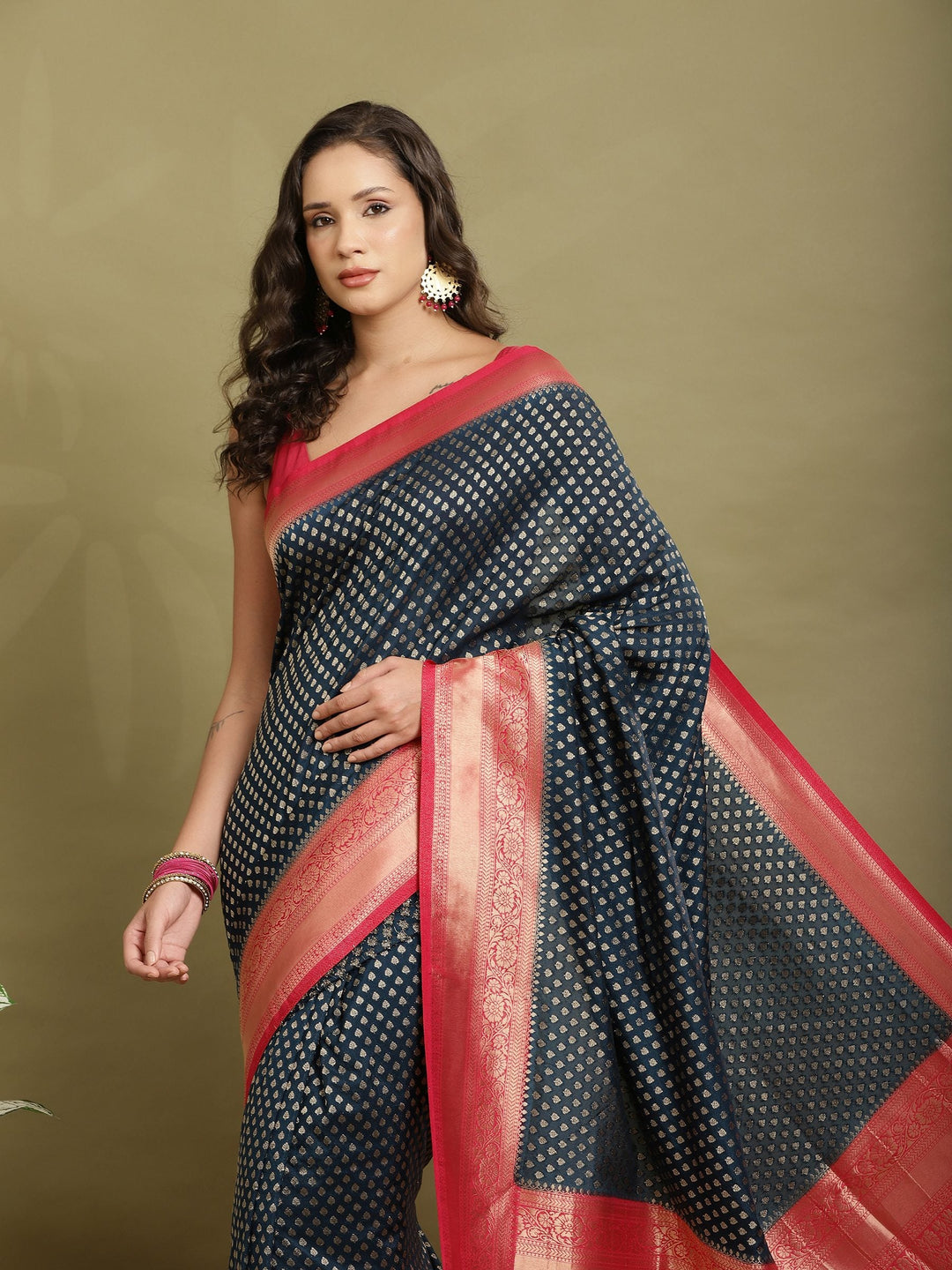 Zari Booti Woven  Crepe Saree