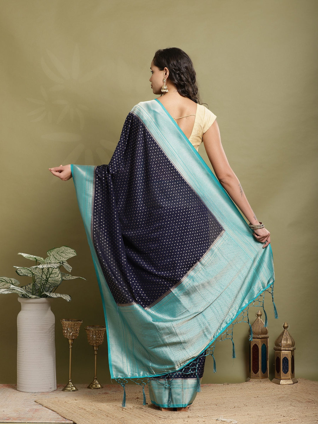 Zari Booti Woven  Crepe Saree