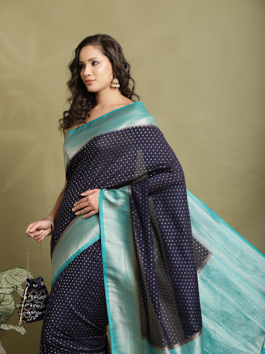 Zari Booti Woven  Crepe Saree