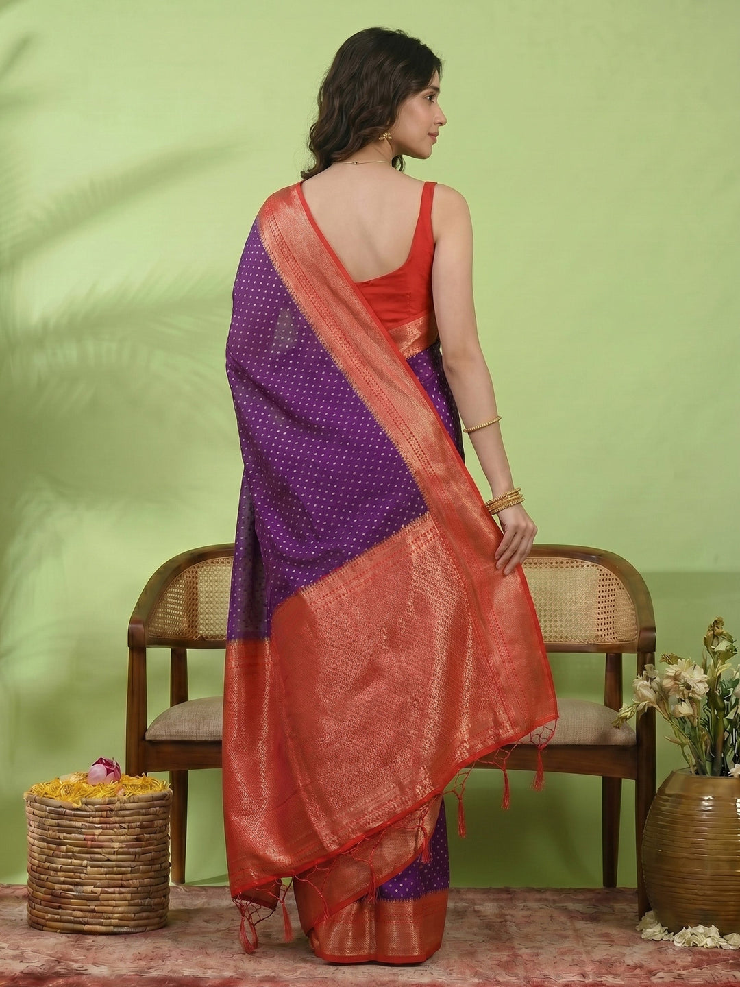 Zari Booti Woven  Crepe Saree