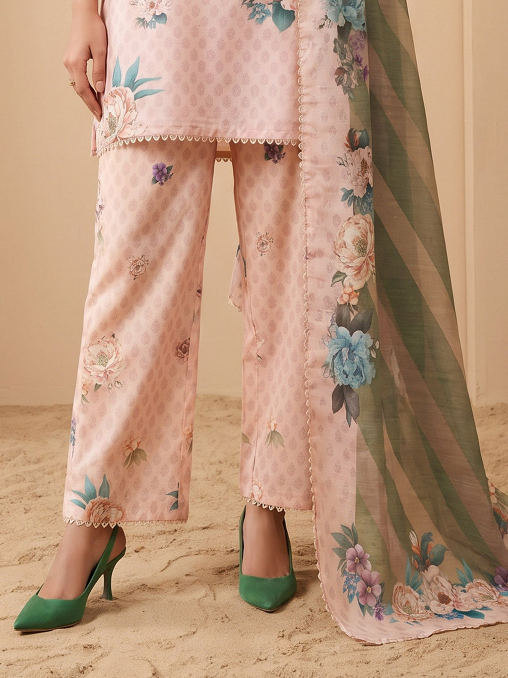 Peach Muslin Floral Print Round Neck Suit Set