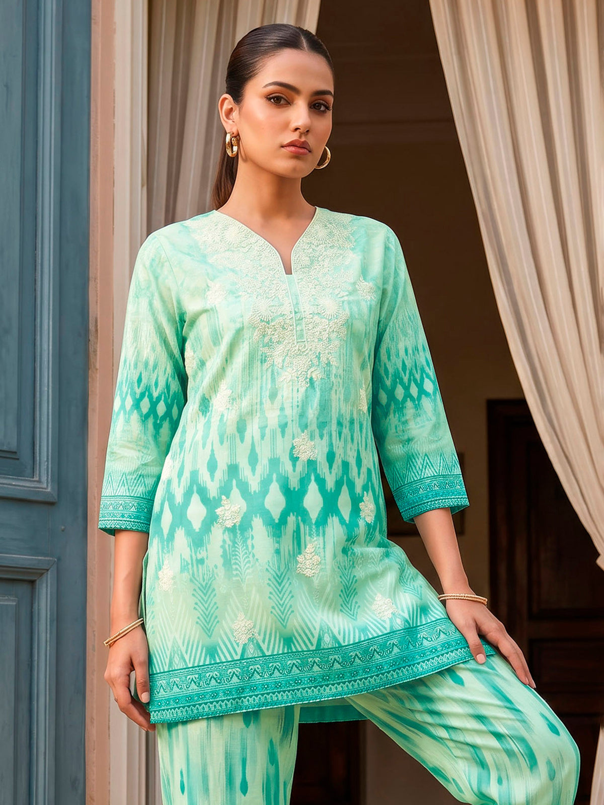 Linen  Round Neck Printed Kurta Set
