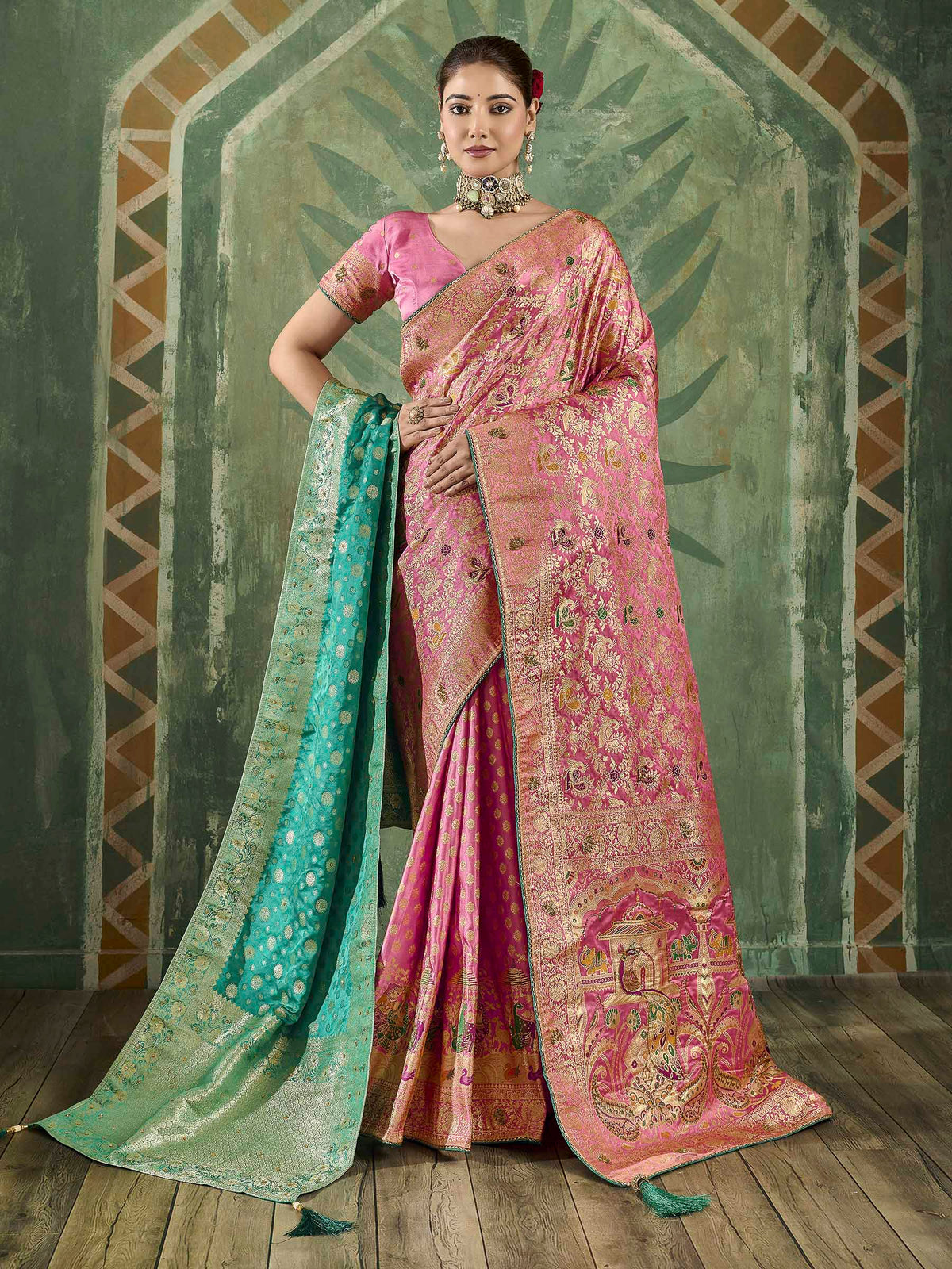 Pink Satin Woven Handloom Saree