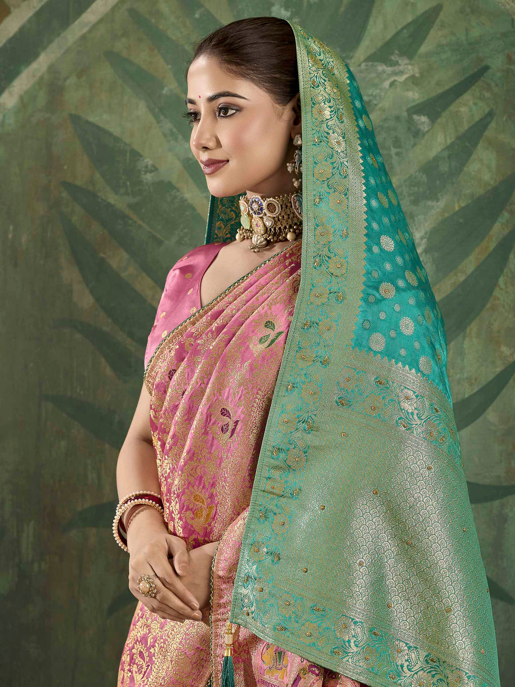 Pink Satin Woven Handloom Saree